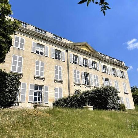 Romantique Jacuzzi, Au Chateau A 30 Min De Paris Appartement Limay Buitenkant foto